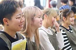 サロン説明会写真
